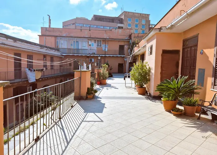 Elegante Con Terrazzino A San Lorenzo Apartament