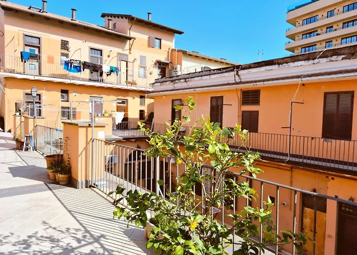 Apartament Elegante Con Terrazzino A San Lorenzo